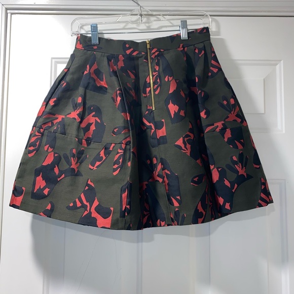 Banana Republic skirt - Picture 3 of 4
